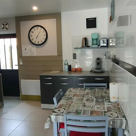 Aux Passagers De La Baie 2 *