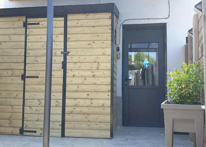 Aux Passagers De La Baie 2 *