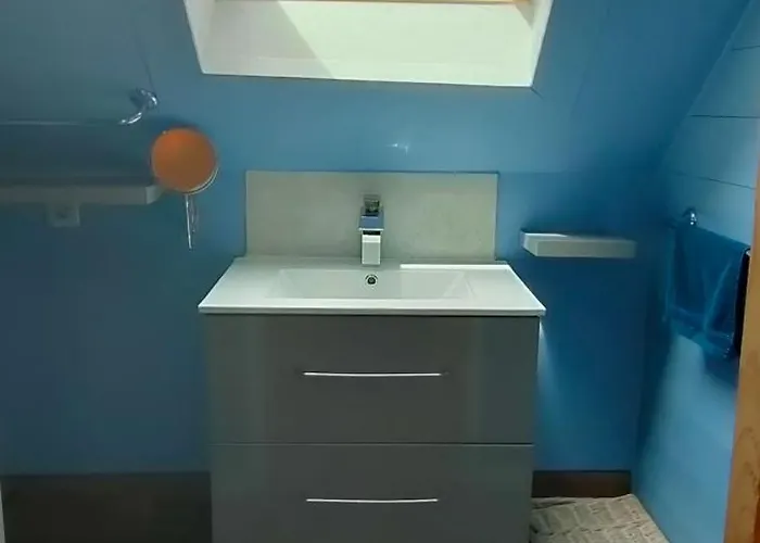 Aux Passagers De La Baie 2