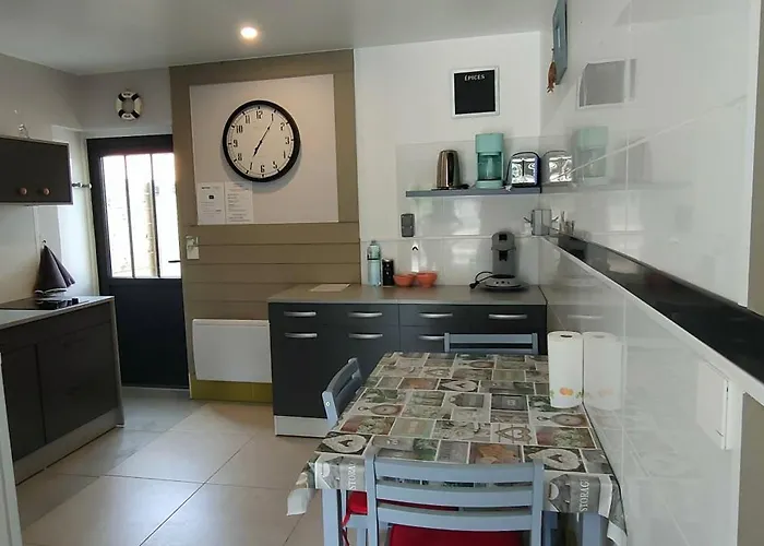 Aux Passagers De La Baie 2 *